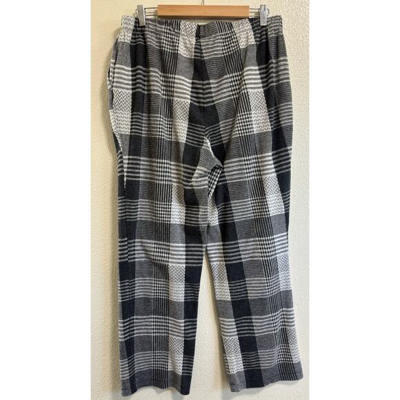 Lands’ End Women’s Size L Sport Knit Straight Leg Pull-On Gray Plaid Pants - Picture 2 of 9